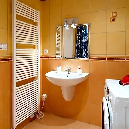 Modern Opatovická *