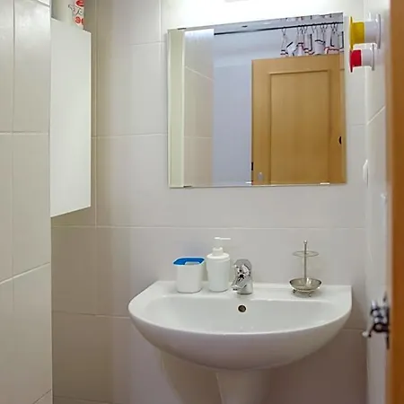 Modern Opatovicka * براغ
