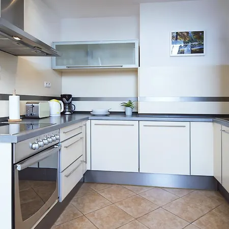 Lejlighed Modern Opatovicka *