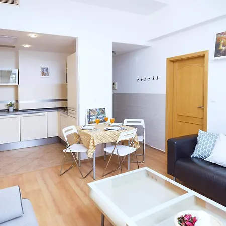 Modern Opatovicka Lejlighed *